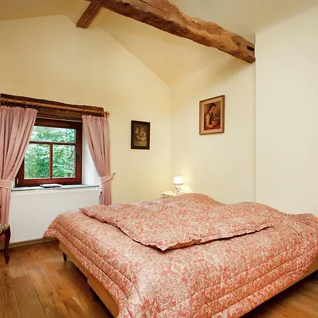 Cozy In Hubermont Near Town Center Dom wakacyjny