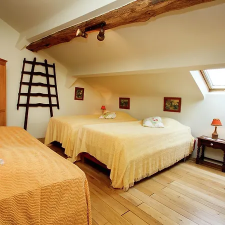 Cozy In Hubermont Near Town Center
