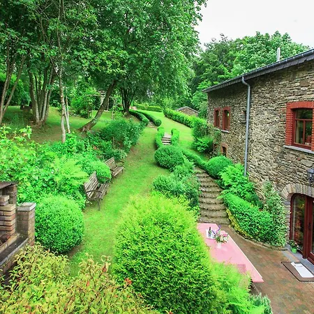 Dom wakacyjny Cozy In Hubermont Near Town Center La-Roche-en-Ardenne
