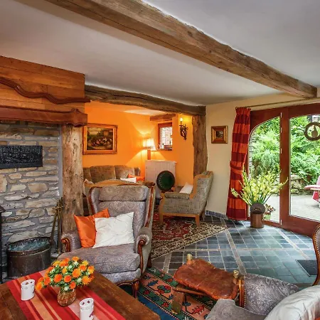 Cozy In Hubermont Near Town Center Dom wakacyjny