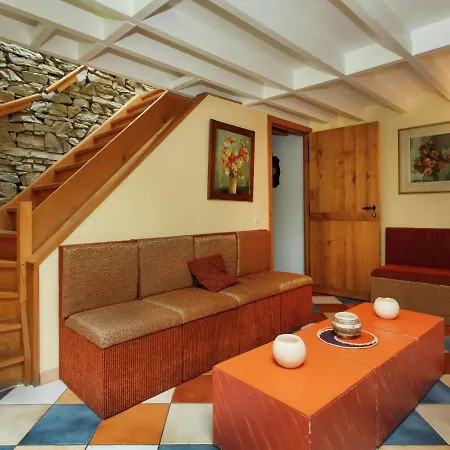 Dom wakacyjny Cozy In Hubermont Near Town Center *